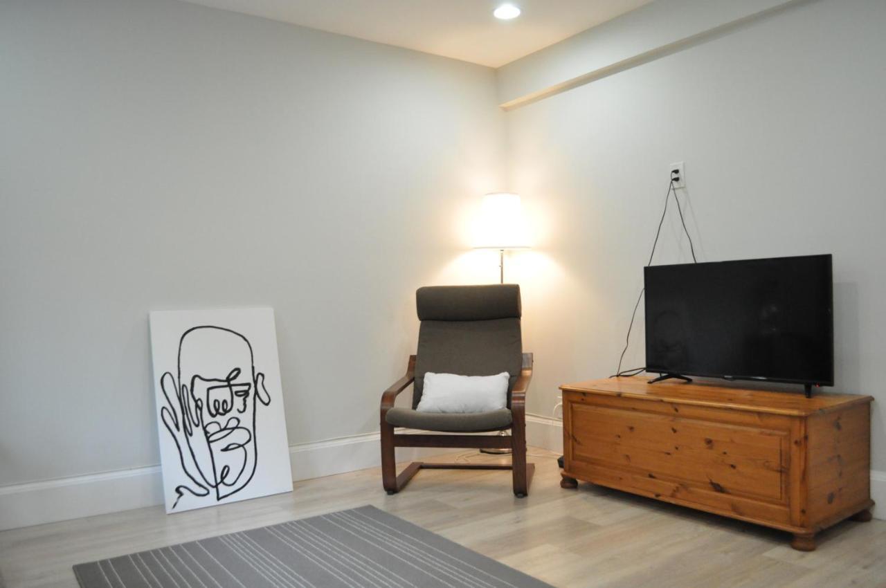 Stylish 1 Bedroom Suite In North Vancouver 10 Mins Ski Exteriér fotografie
