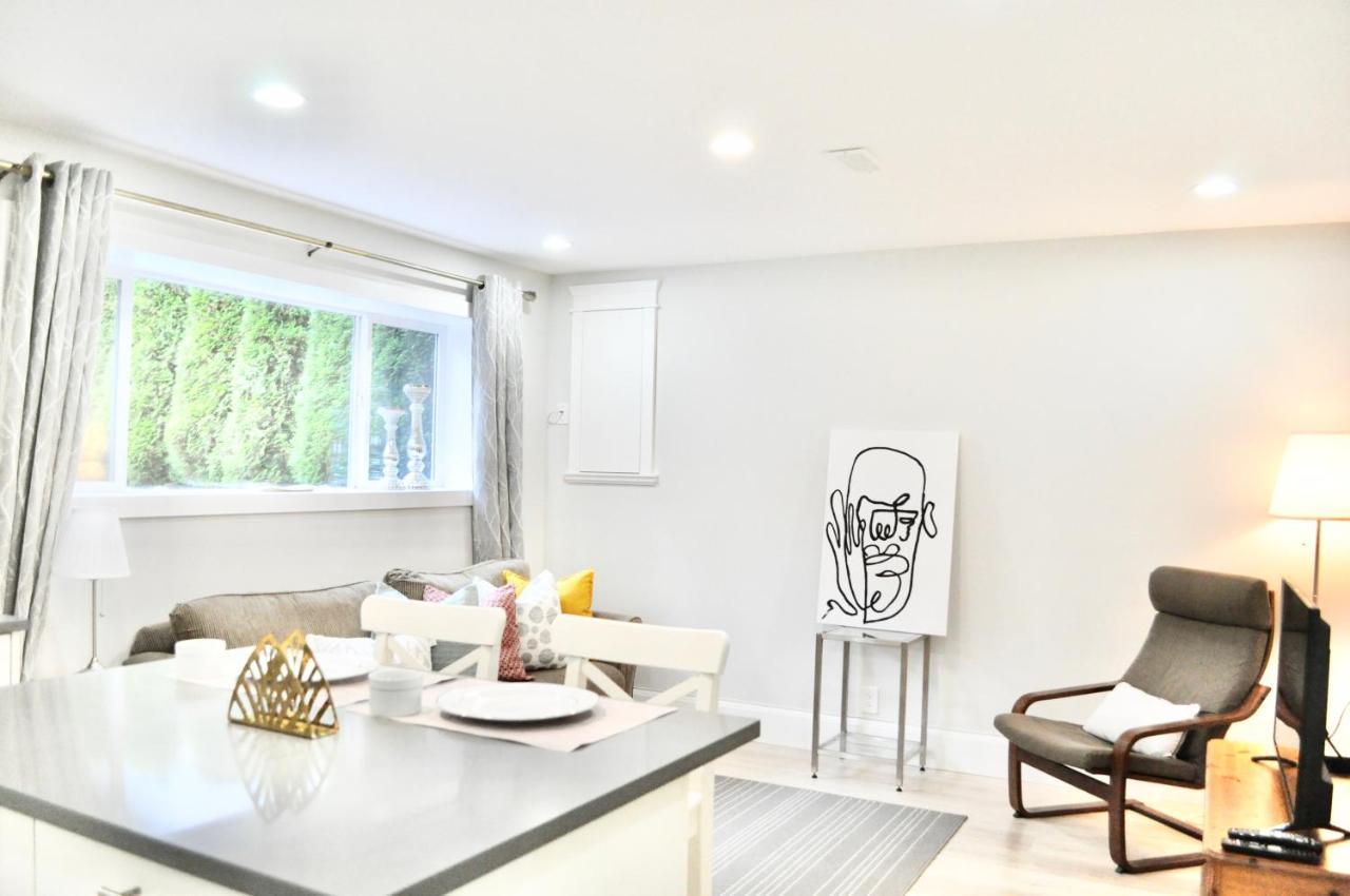 Stylish 1 Bedroom Suite In North Vancouver 10 Mins Ski Exteriér fotografie
